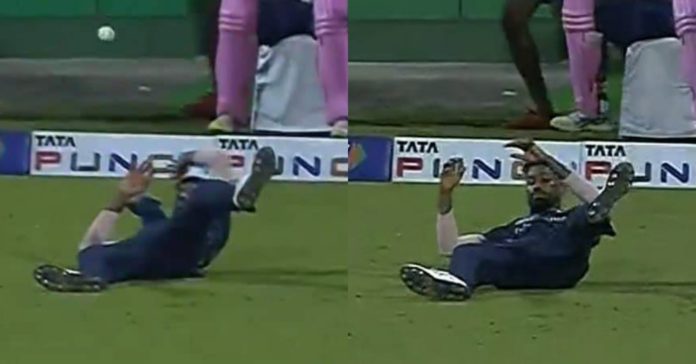 Hardik Pandya falls down during fielding